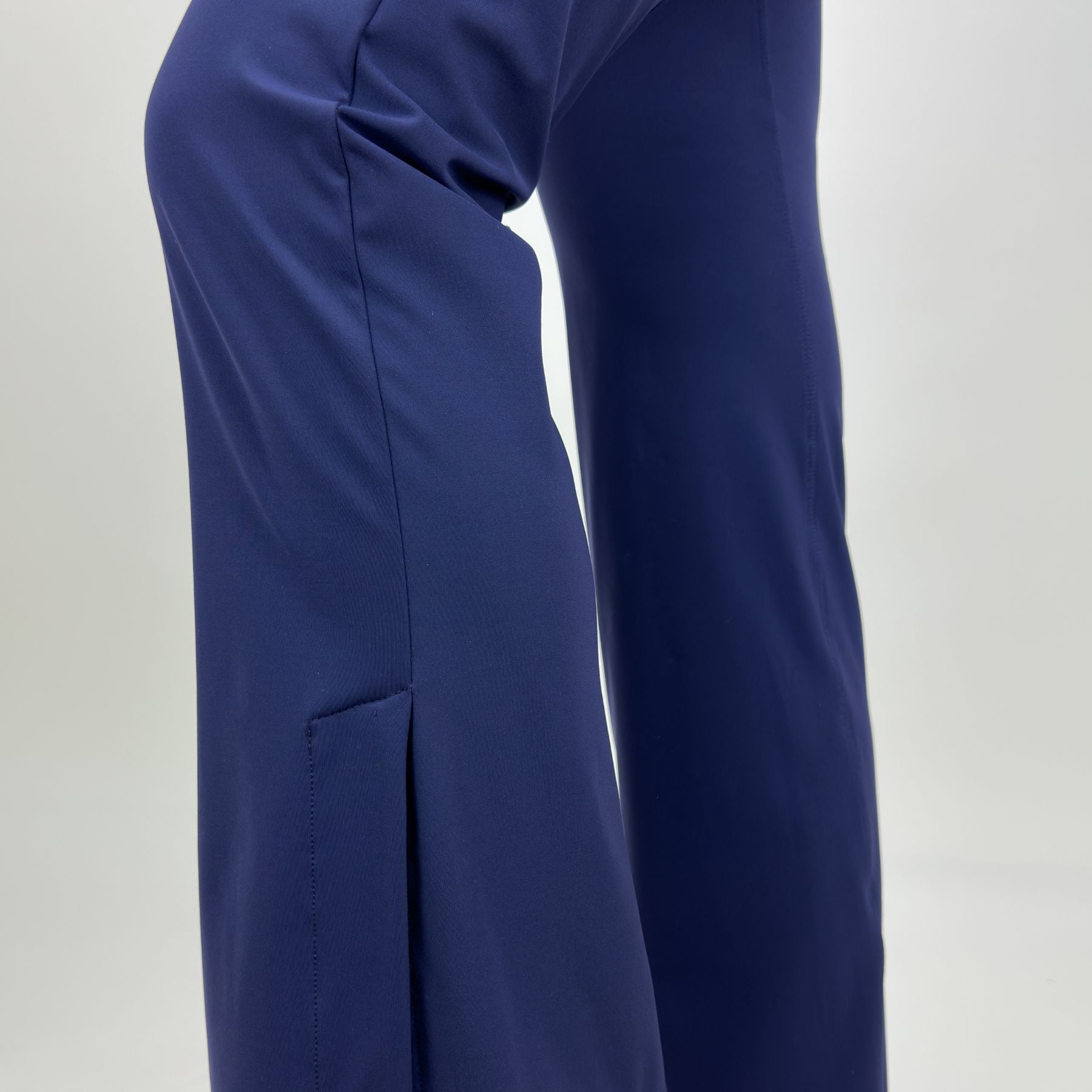 Leggings a campana a vita alta con spacchi in tessuto Reshape